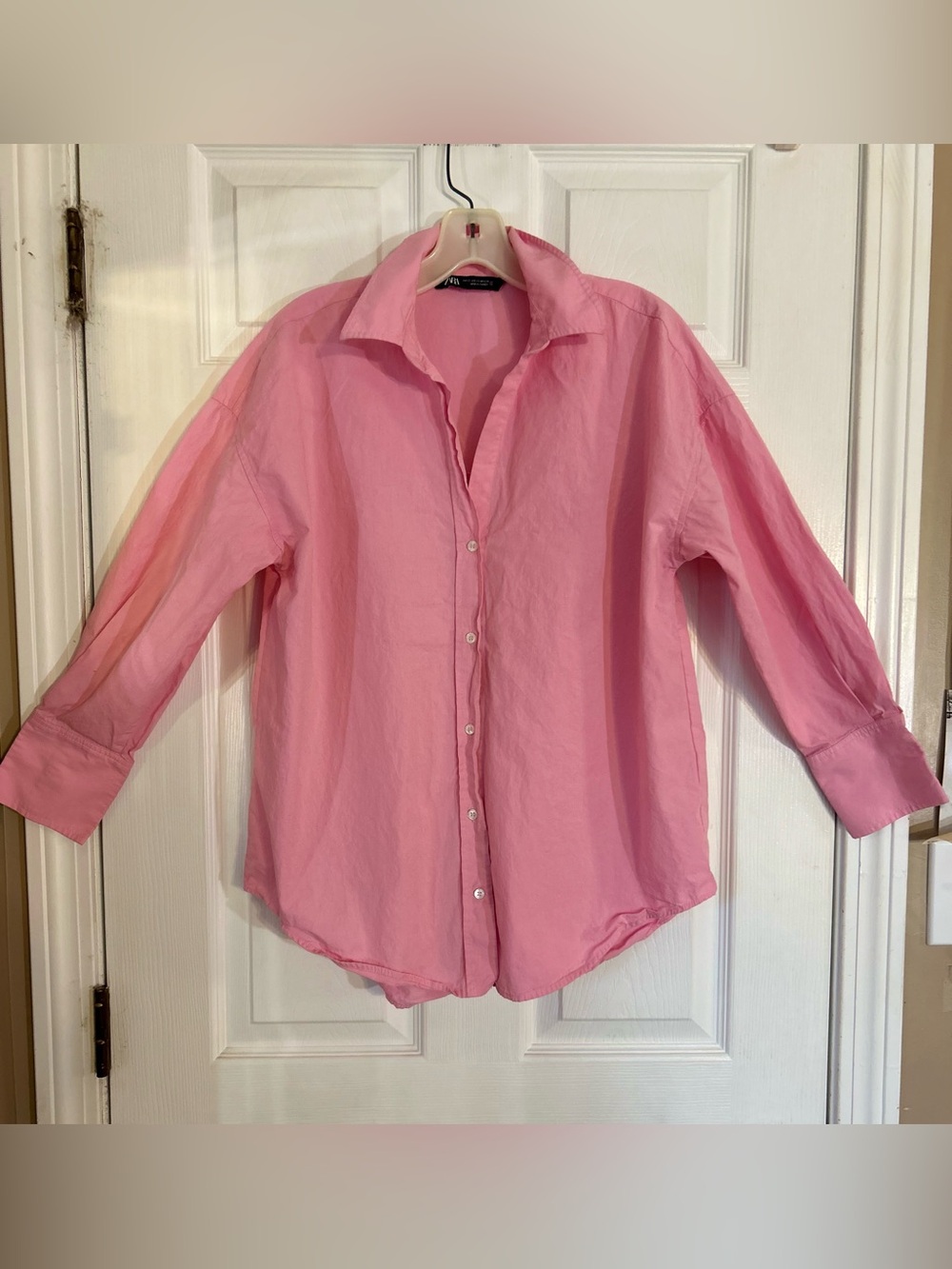 Zara Pink button-up v-neck blouse size XS